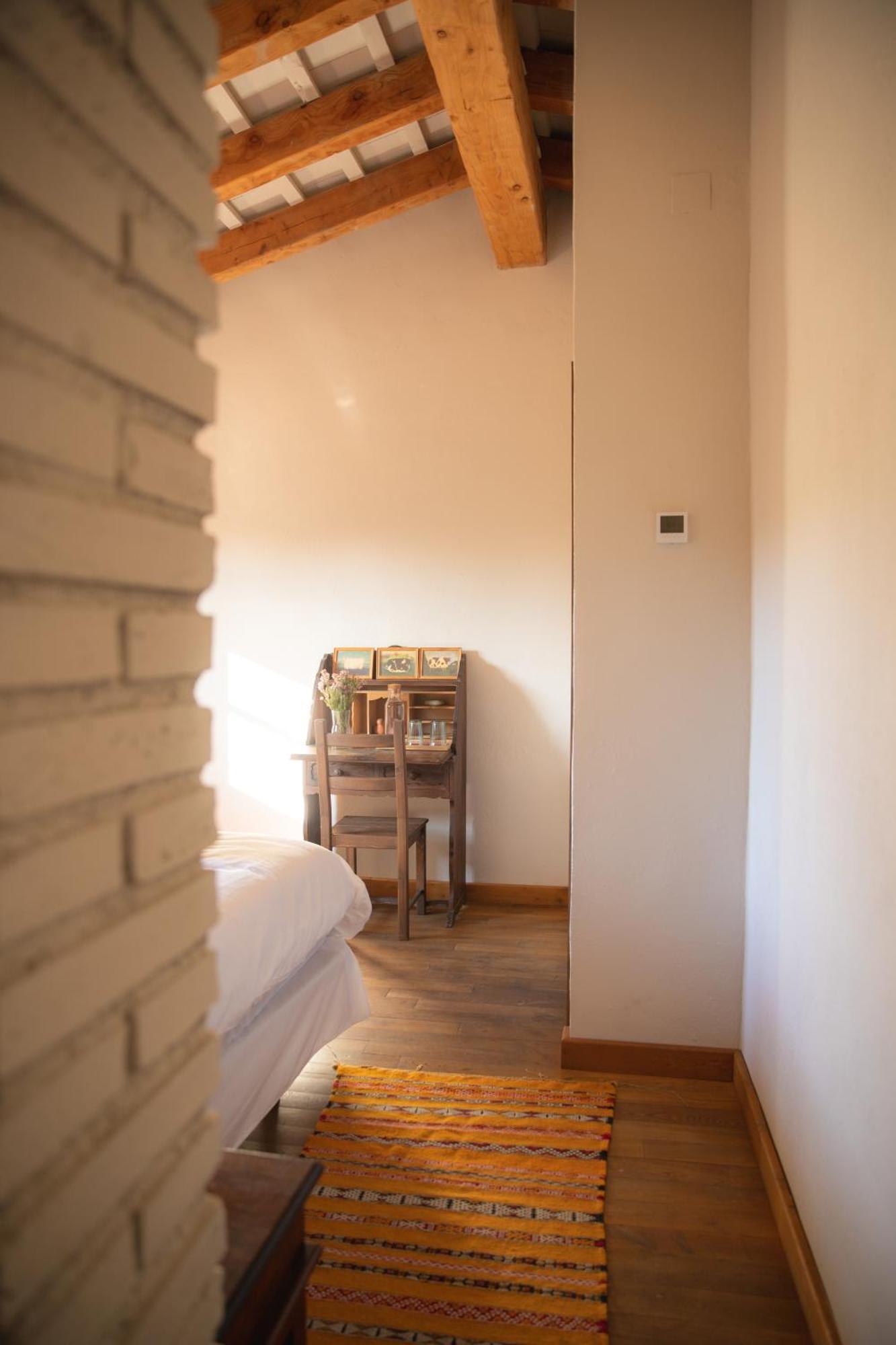 Mas De L'Arlequi Guest House Rojals Стая снимка